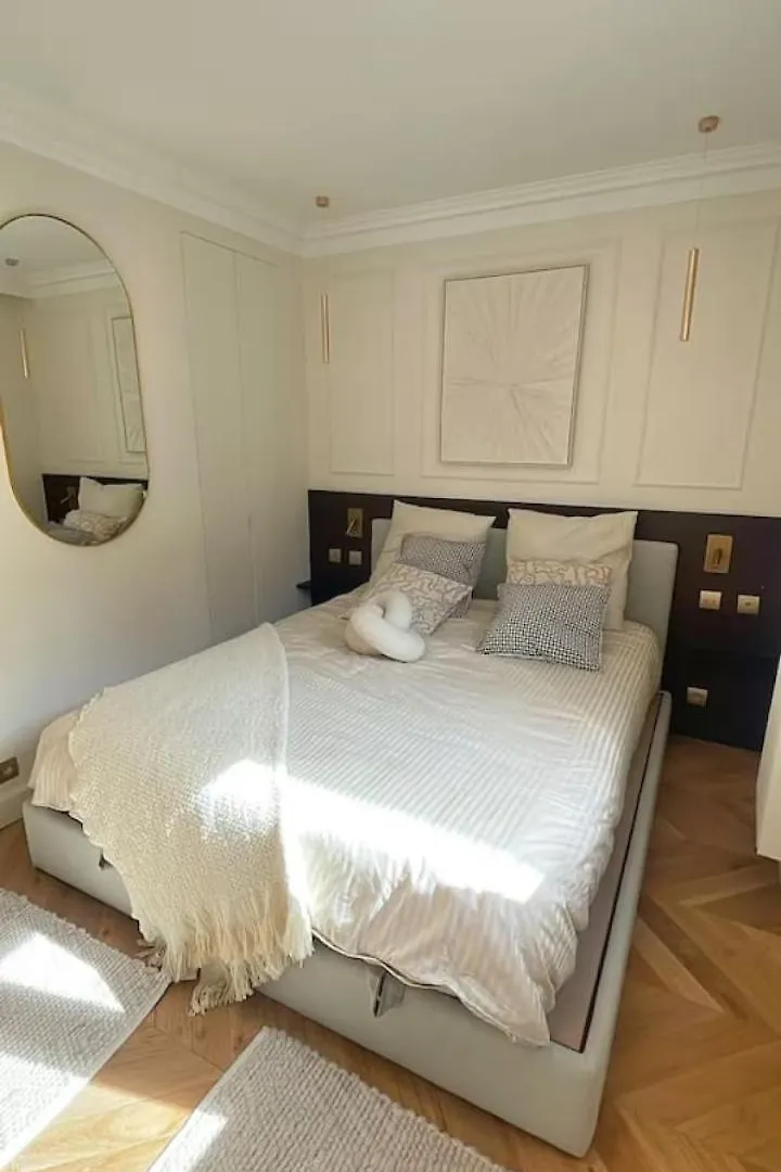 פריז 4P 1Br - Fully Renovated With Ac - Champs-Elysees 0*,  צרפת