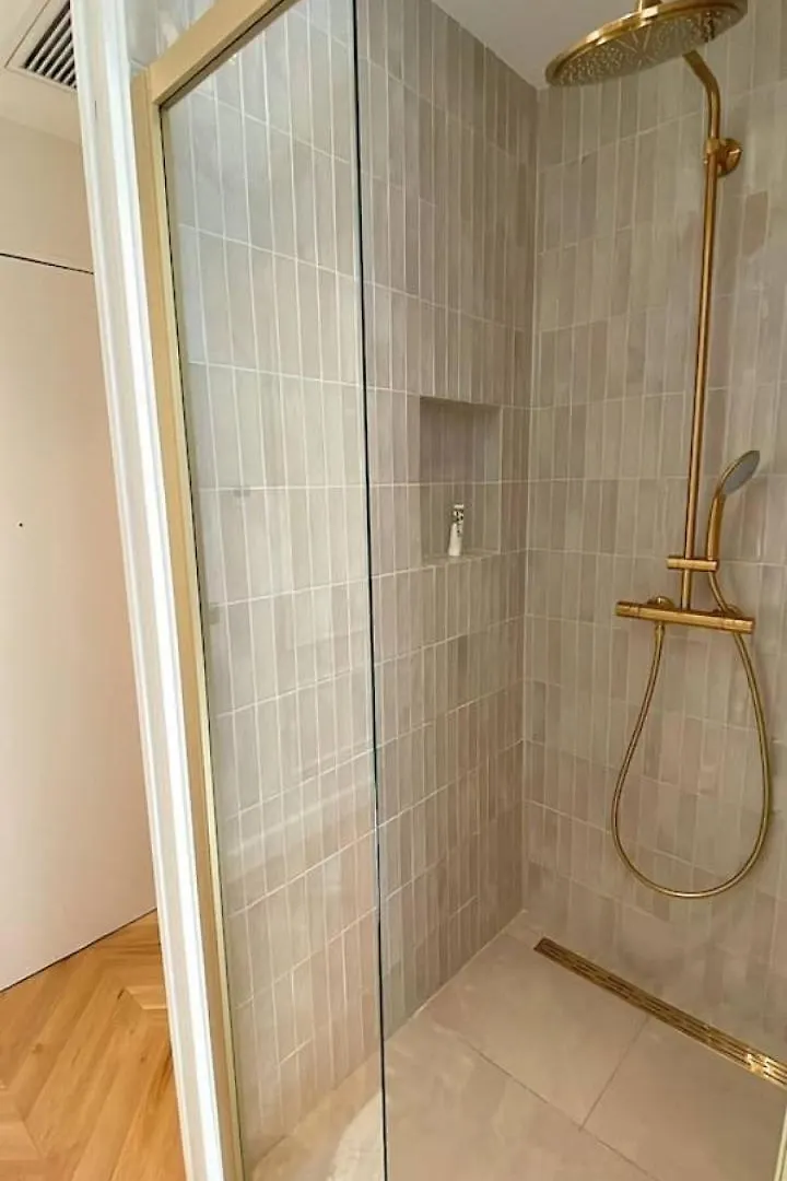 פריז 4P 1Br - Fully Renovated With Ac - Champs-Elysees 0*,  צרפת