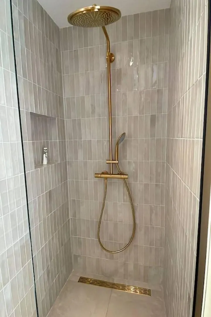 פריז 4P 1Br - Fully Renovated With Ac - Champs-Elysees צרפת