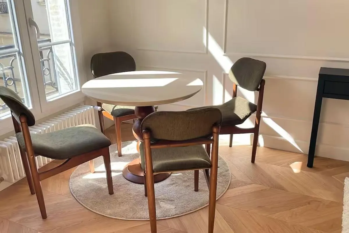 פריז 4P 1Br - Fully Renovated With Ac - Champs-Elysees צרפת